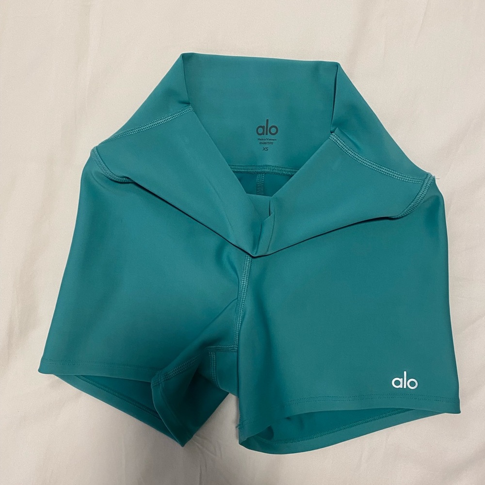 Alo Yoga High Waisted Airlift Short Ocean Teal